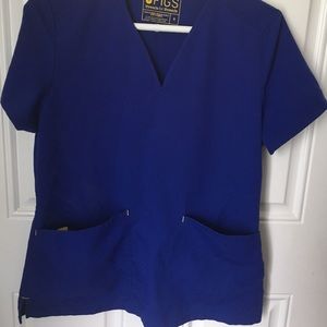 Scrub shirt